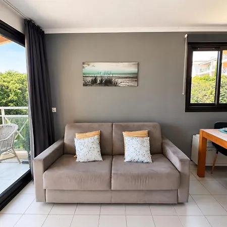 아파트 Splendid In With Private Pool And Sea View