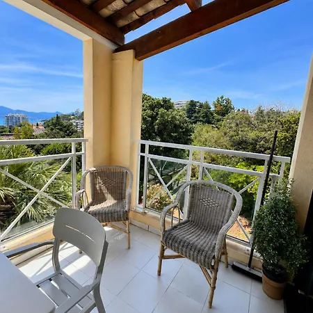 Splendid In With Private Pool And Sea View Apartment