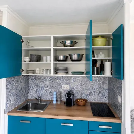 Splendid In With Private Pool And Sea View Apartman *